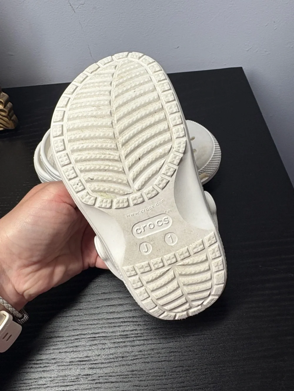 CROCS Kids White Classic Clog Water Shoes - Picture 4 of 7